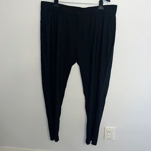 Men’s NWT lushenuni pants size 40
